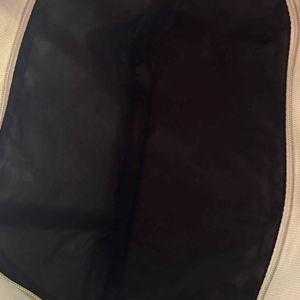 Victoria's Secret Shimmer Glam Sequin Tote Bag White Gold NWOT - Picture 10 of 12